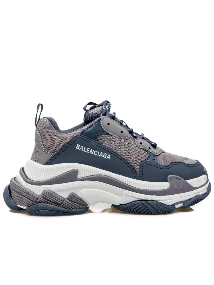 Balenciaga Triple S Sneaker | Credomen