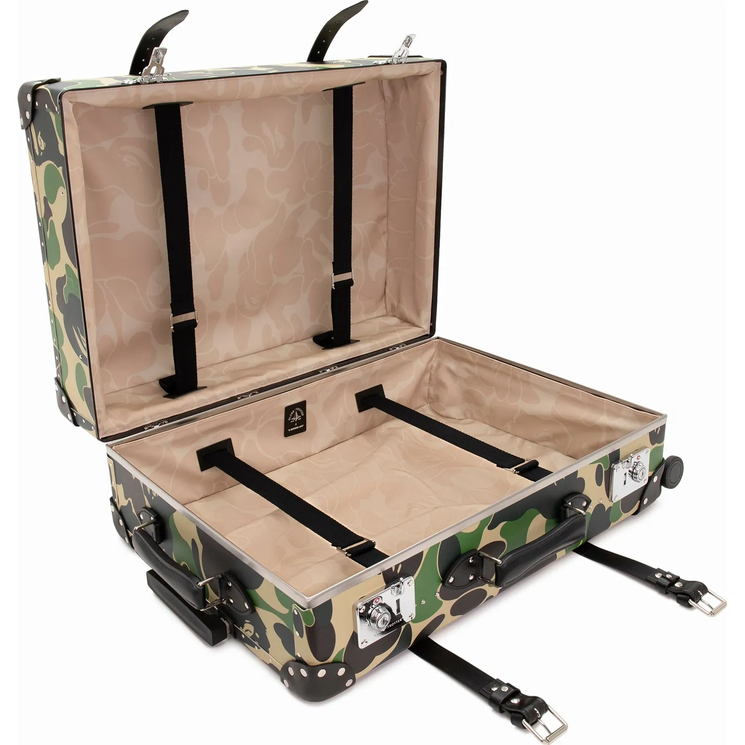 BAPE X GLOBE-TROTTER LARGE 30 CHECK-IN 4 WHEELS