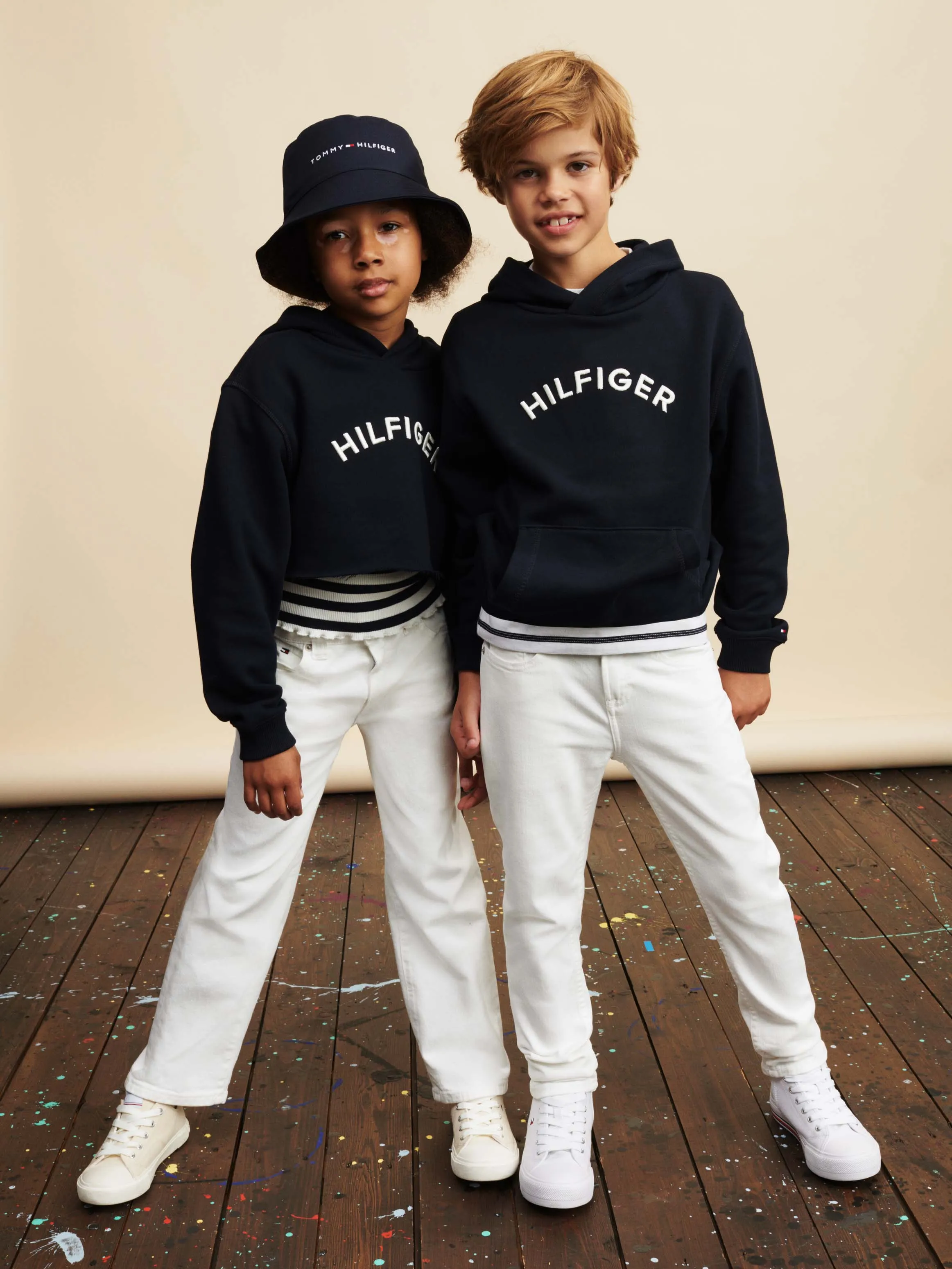 Kids Unisex 8-16 Arched Logo Terry Hoodie | Sweatshirts & Hoodies | Tommy Kids