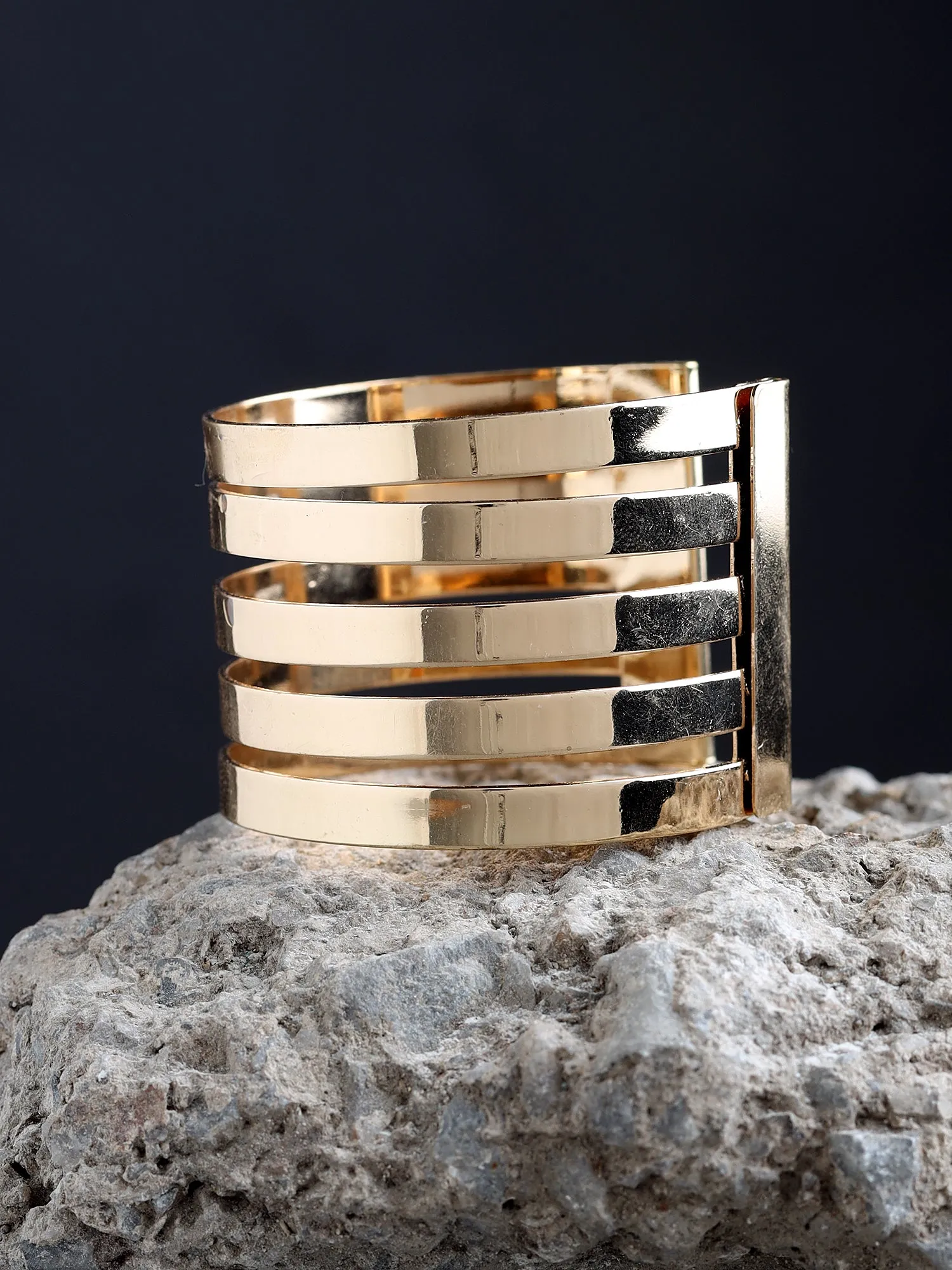 Linear Gold Bracelet