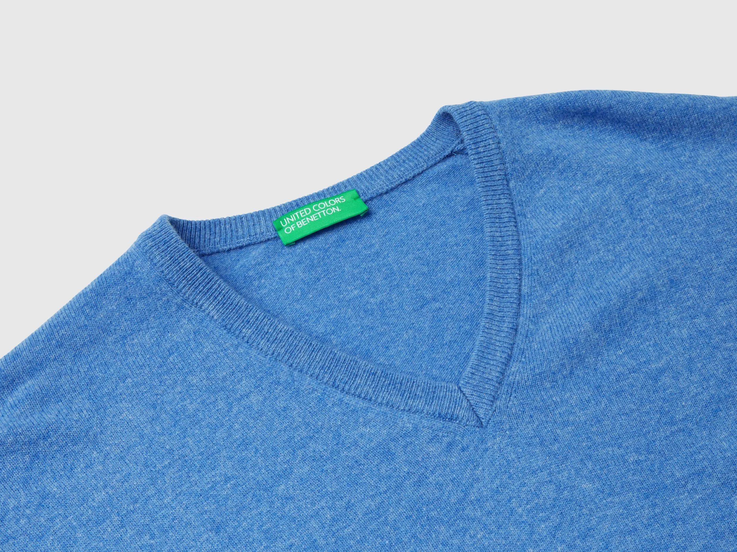 Marl blue V-neck sweater in pure Merino Wool - Blue | Benetton