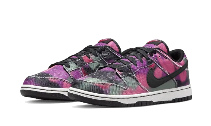 Nike Dunk Low Graffiti Pink