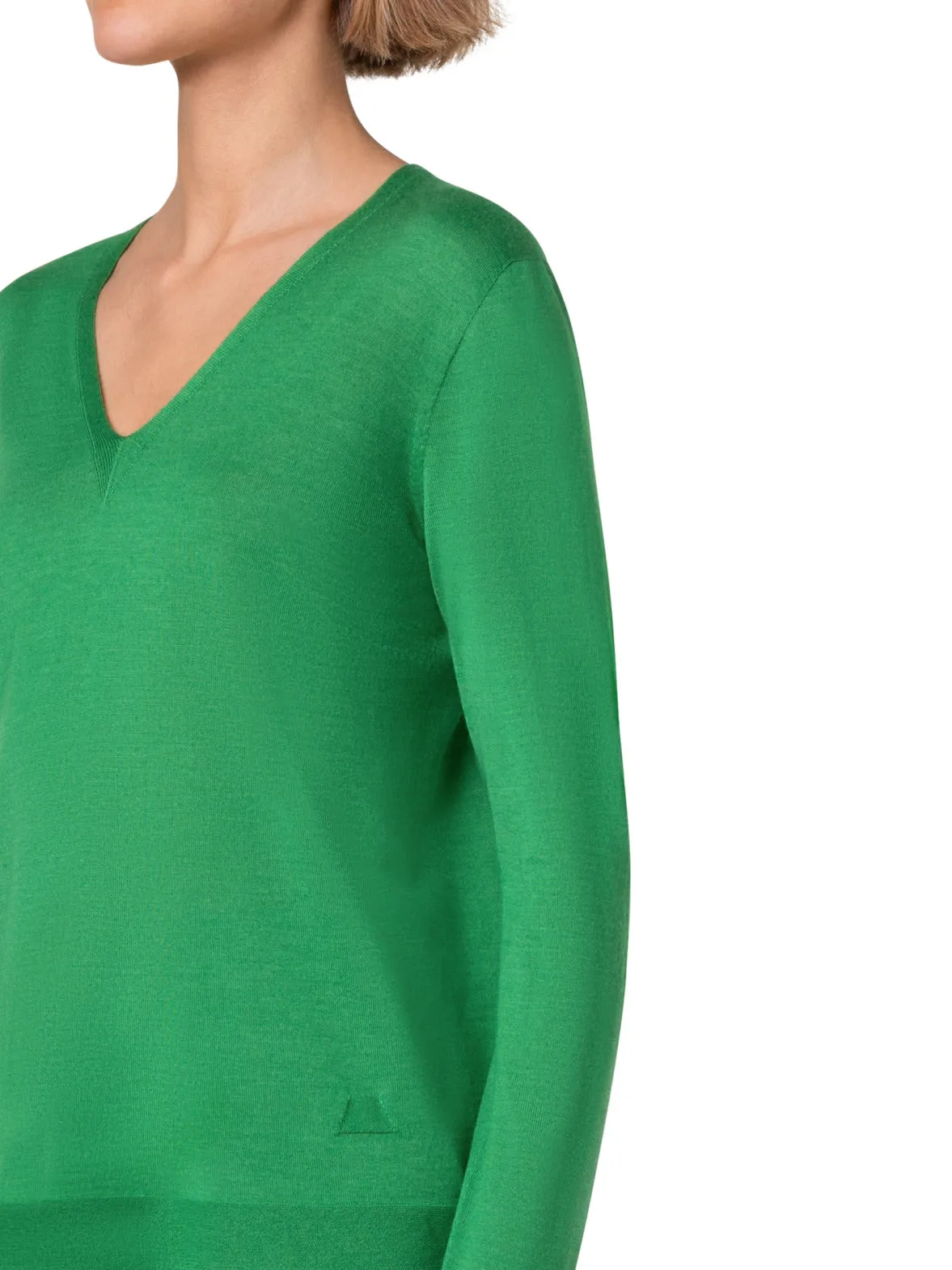 Seamless Cashmere Silk Knit V-Neck Sweater