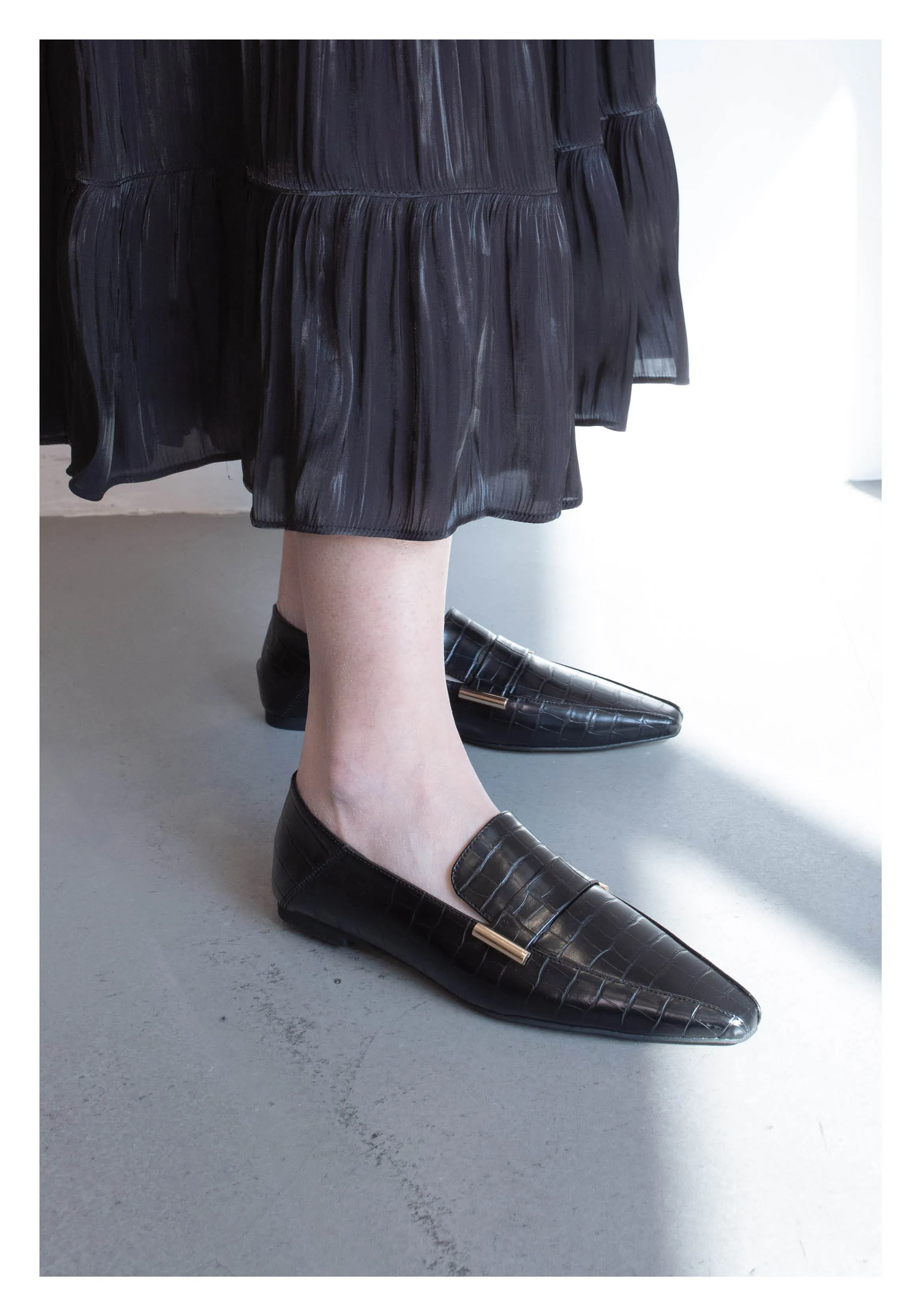 Side Metal Loafer Croc Effect