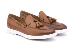 Smooth loafer with tassels