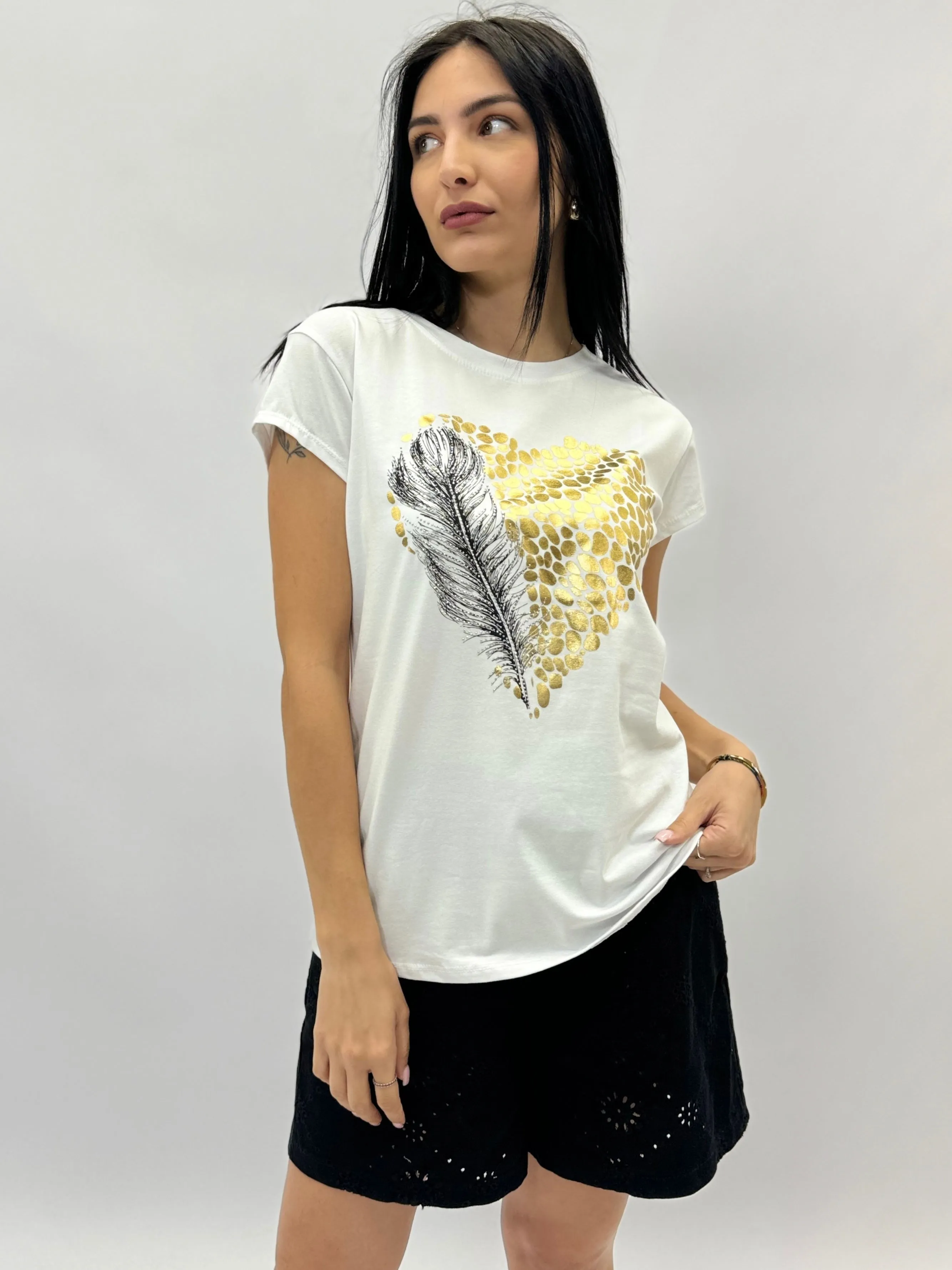 T-shirt con stampa cuore e palma